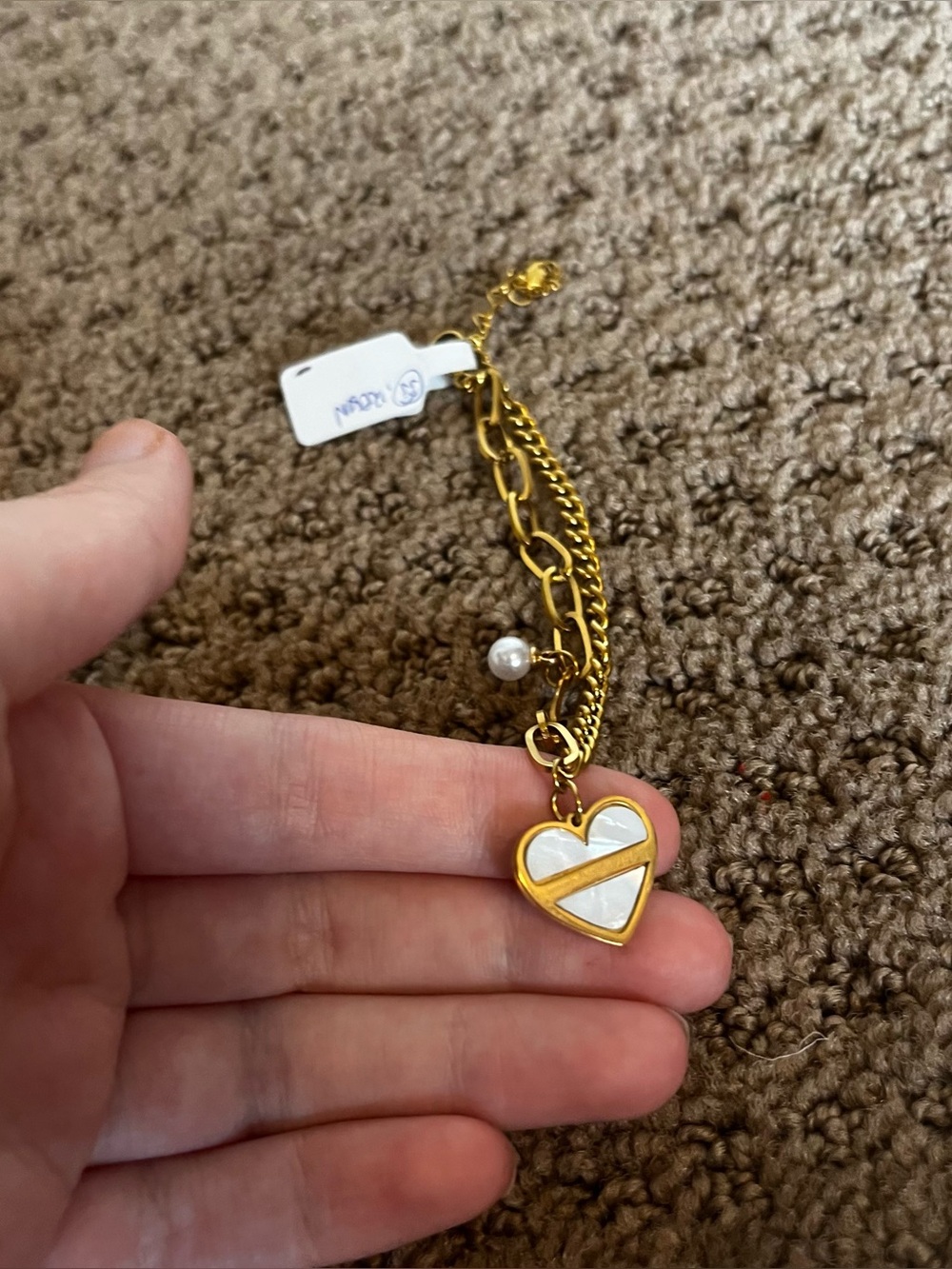 gorgeous white heart bracelet